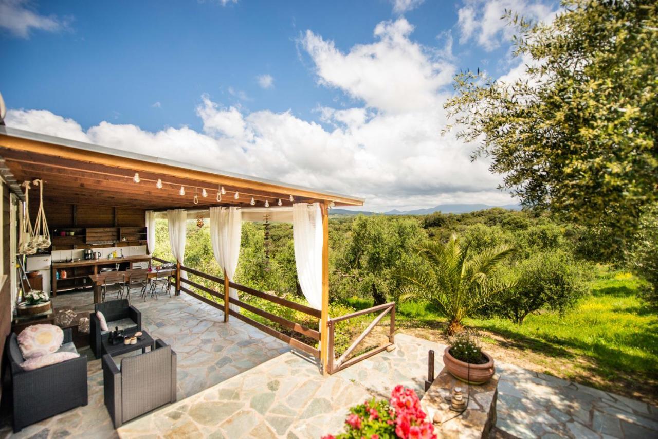 Hakuna Matata Holidays Wooden Lodge With Airco & Pool In Greek Olive Grove Метоні Екстер'єр фото