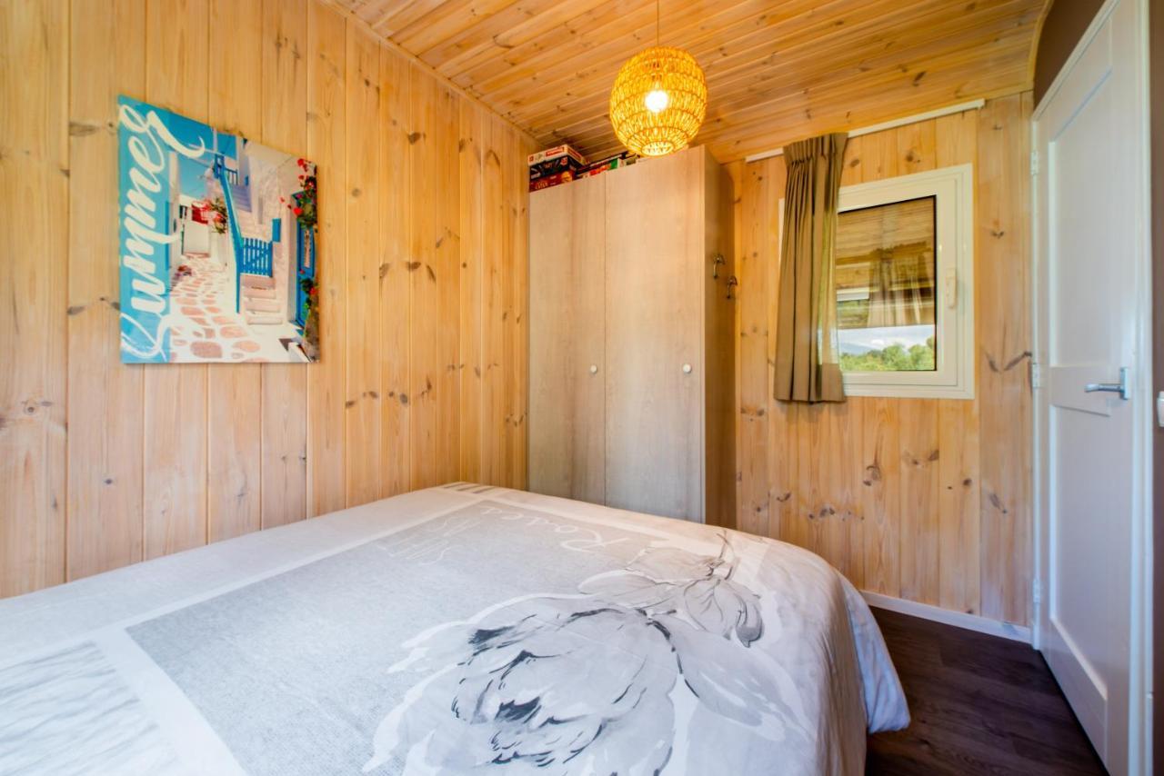 Hakuna Matata Holidays Wooden Lodge With Airco & Pool In Greek Olive Grove Метоні Екстер'єр фото