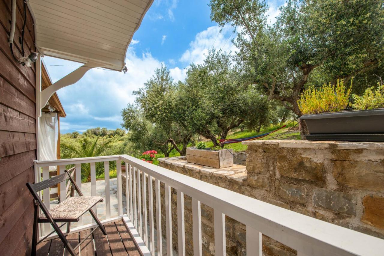 Hakuna Matata Holidays Wooden Lodge With Airco & Pool In Greek Olive Grove Метоні Екстер'єр фото