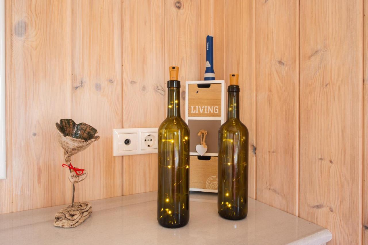 Hakuna Matata Holidays Wooden Lodge With Airco & Pool In Greek Olive Grove Метоні Екстер'єр фото